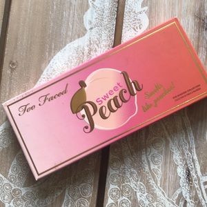 Too Faced Sweet Peach Eyeshadow Palette